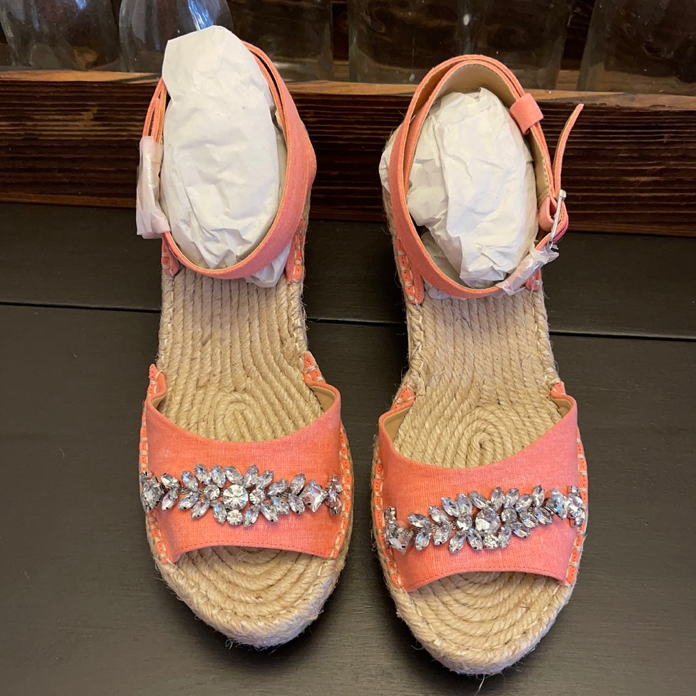 New in Box 💕 KAARI blue Washed Coral Espadrilles Shoes 💕 Sz. 9.5 Retail $70